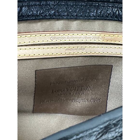 Louis Vuitton Limited Edition Fleur de Jais Clutch - Picture 7 of 9